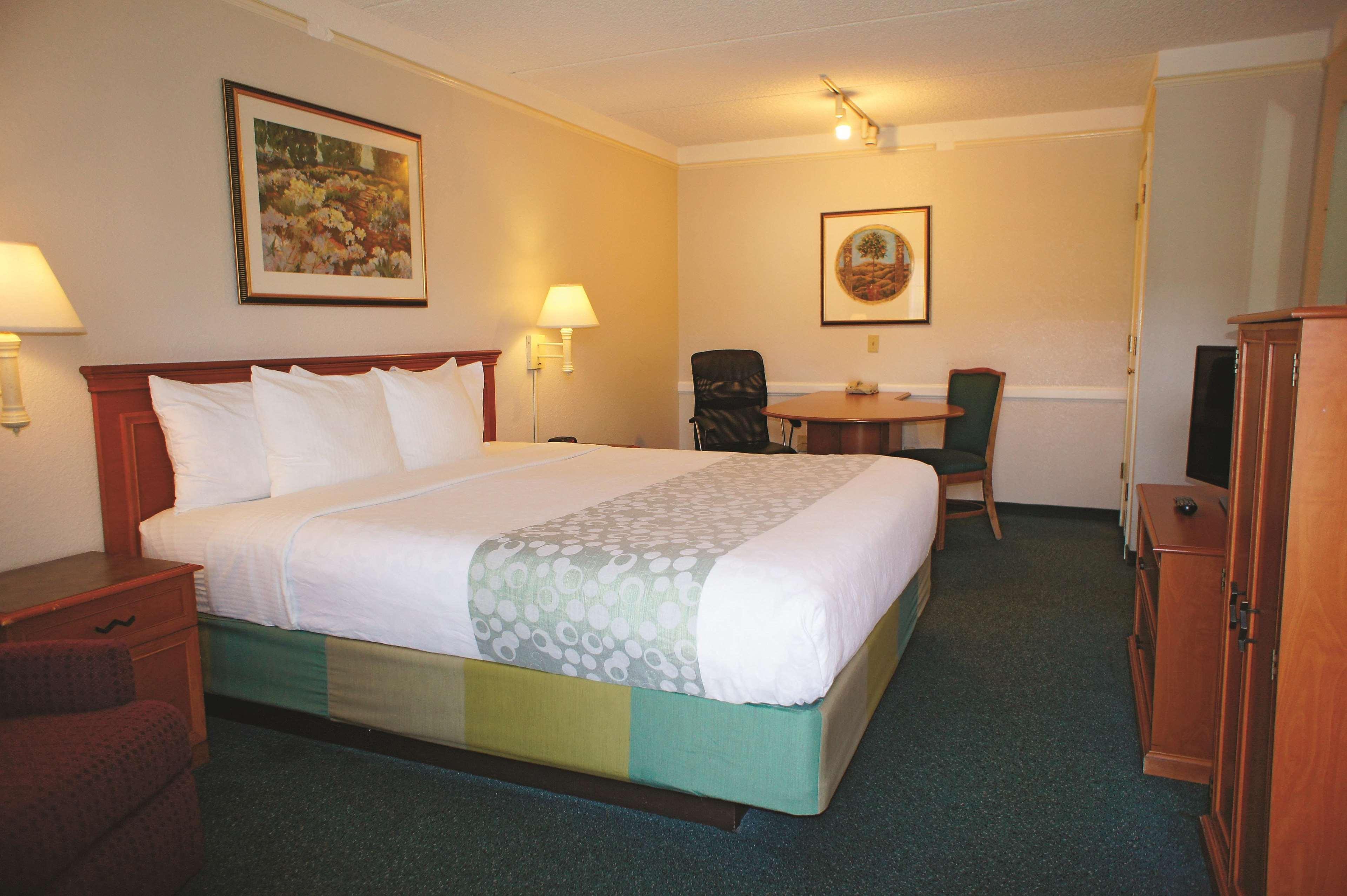 La Quinta Inn By Wyndham Bakersfield South Exteriér fotografie
